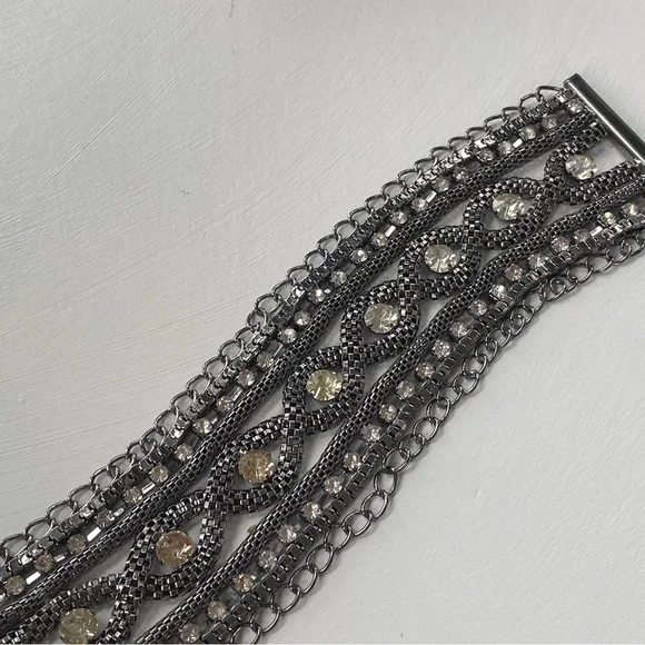 Chain & Rhinestone Bracelet - Picture 2 of 12